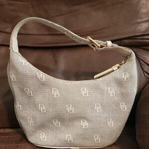 Dooney And Bourke Shoulder Bag